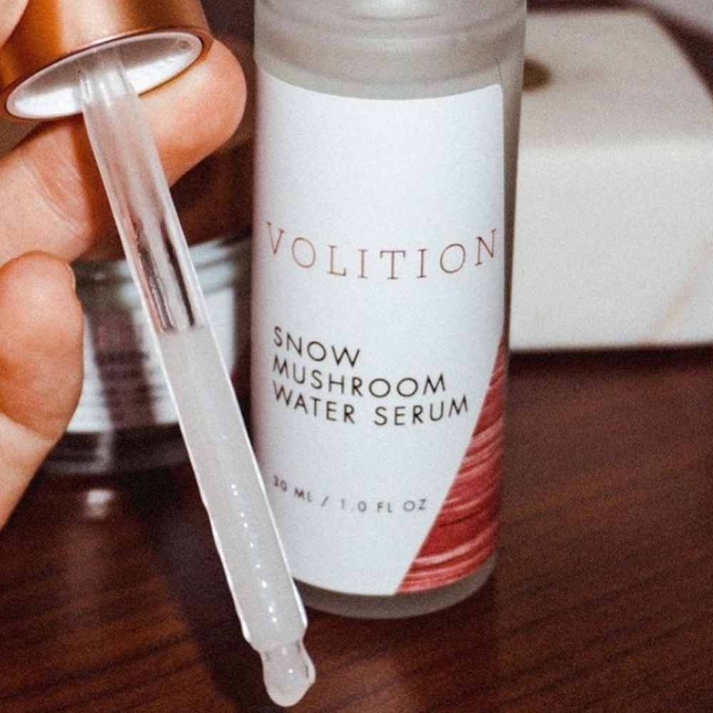 New Volition Snow Mushroom Water Serum / Sephora - Picture 7 of 16